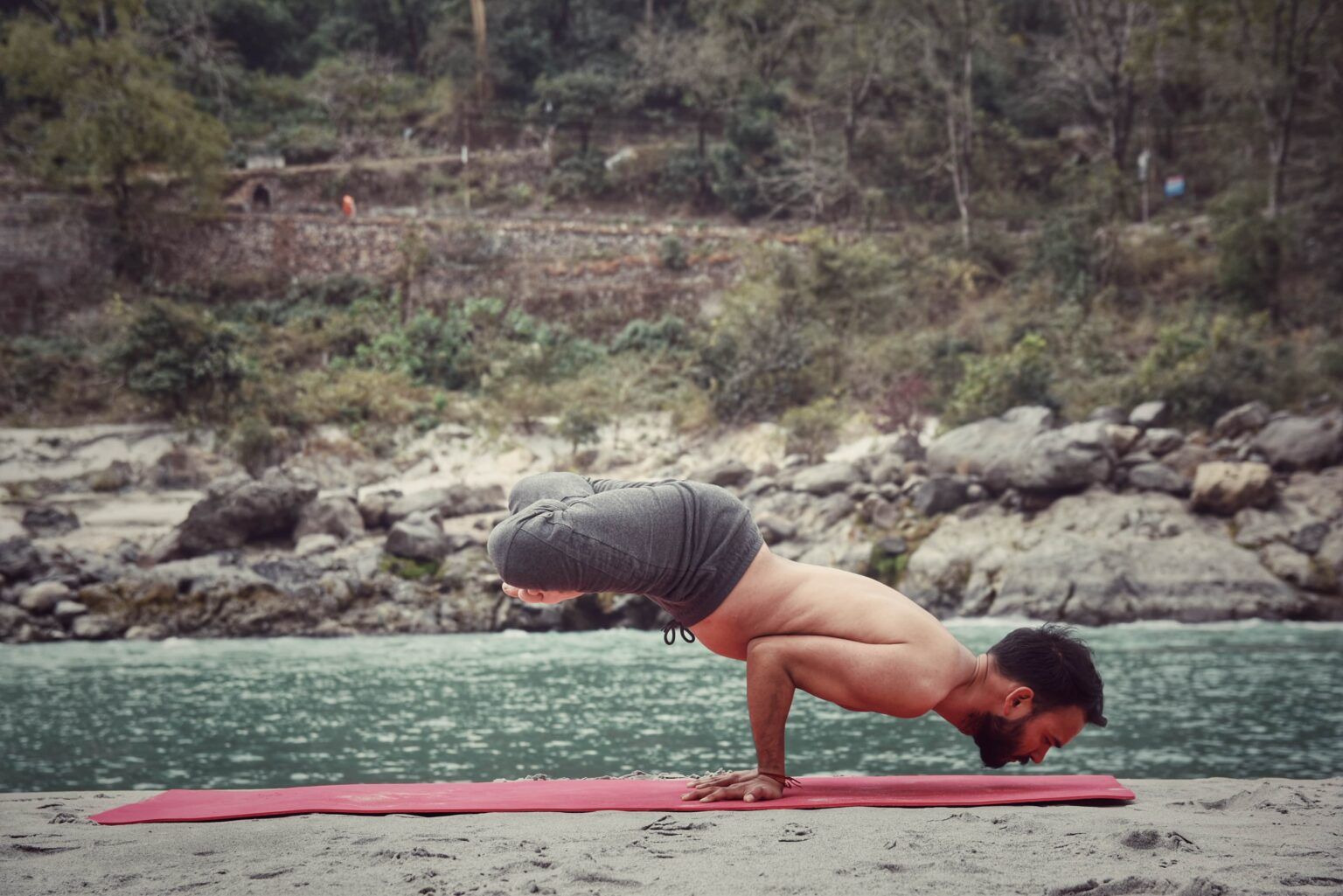 Ultimate Guide to Yoga Teacher Training in Rishikesh 2023